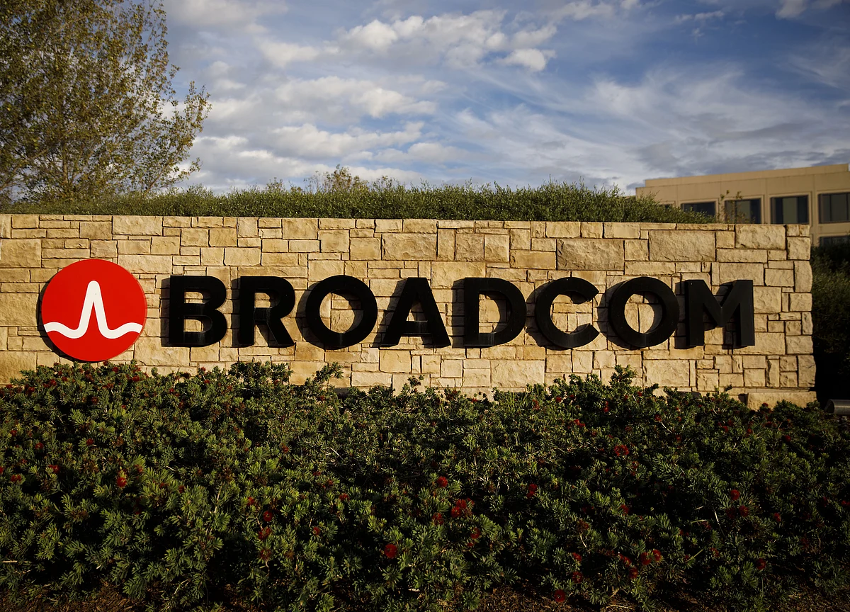Broadcom Is in Advanced Talks to Acquire Symantec