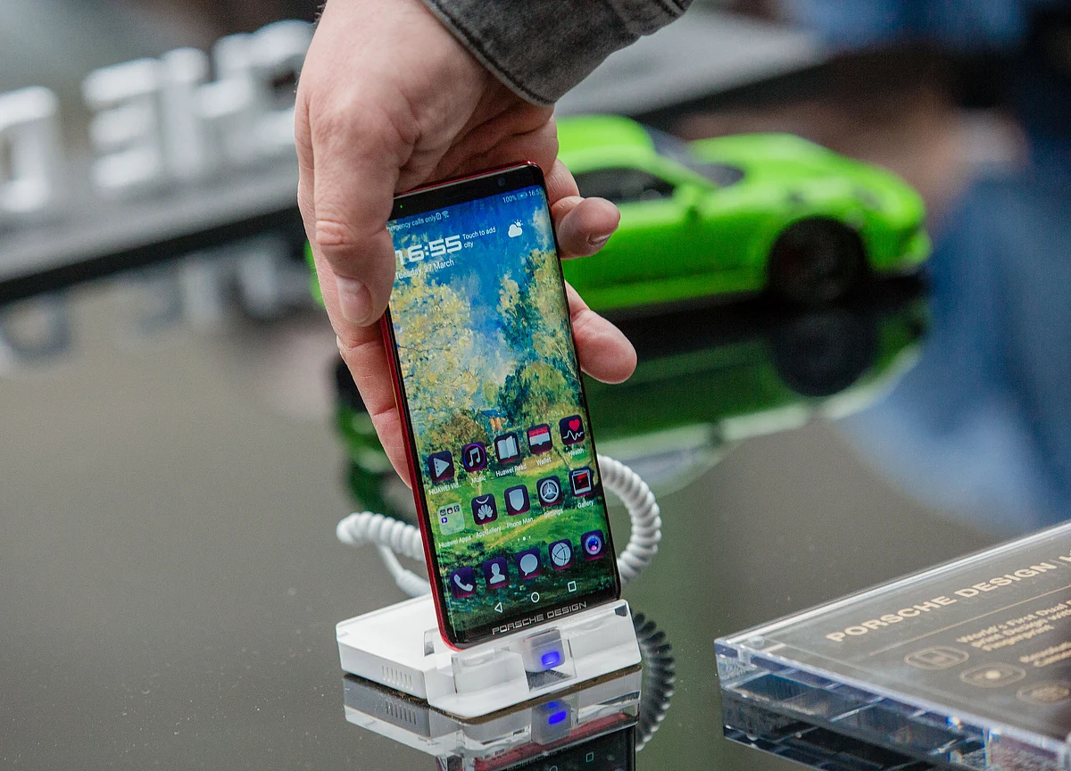 China Asks India To Make An Independent Judgement On Huawei