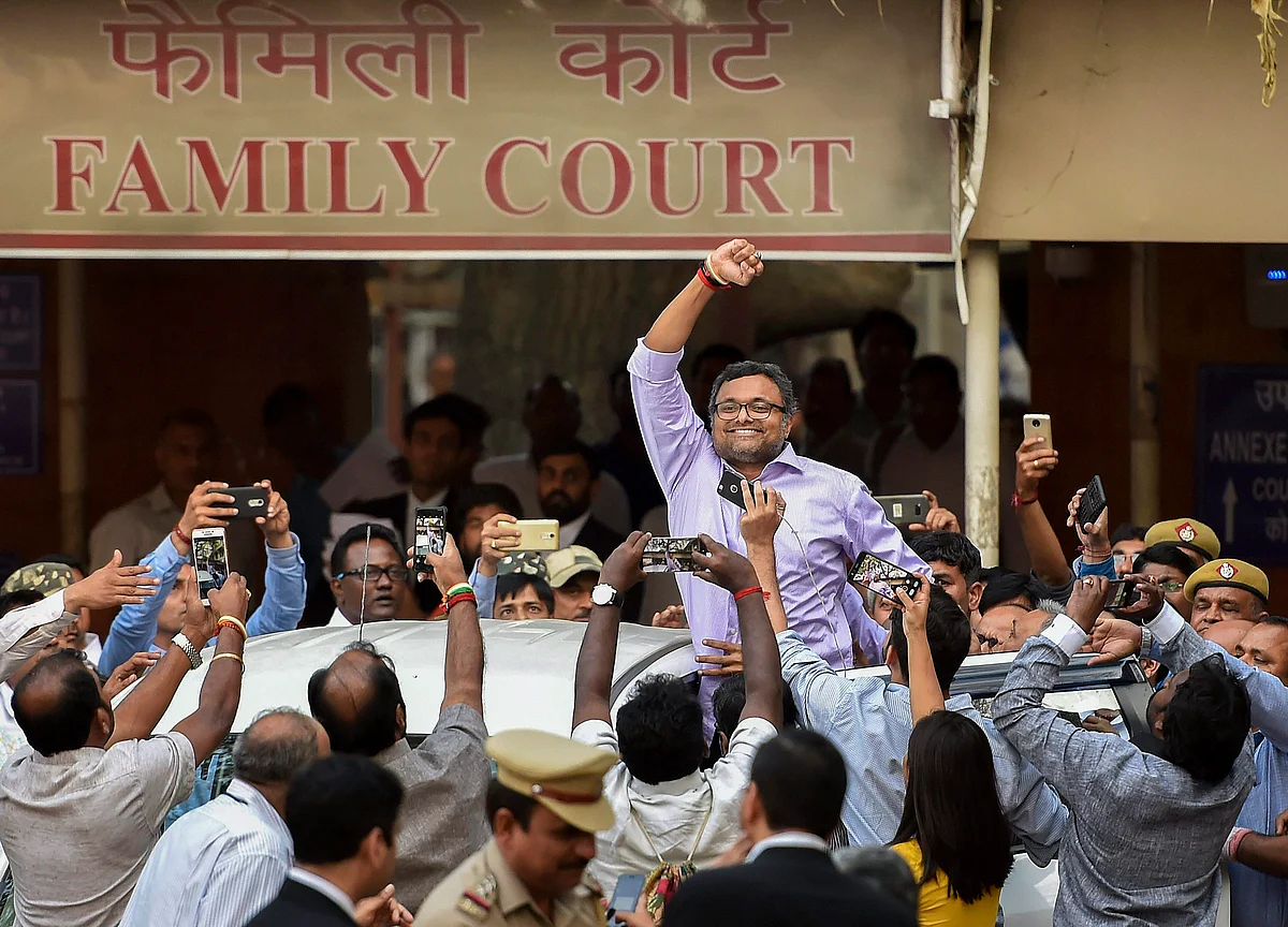 Supreme Court Allows Karti Chidambaram To Withdraw Rs 20 Crore Deposited For Travelling Abroad