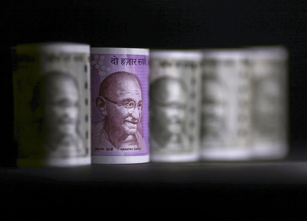Rupee Rout Prompts India to Raise Taxes on $12 Billion of Goods