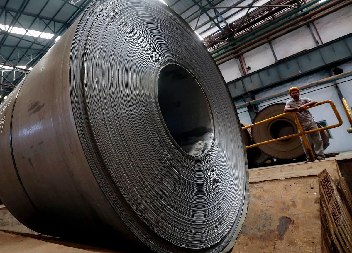 ArcelorMittal Surges as Steel Outlook Brightens, Debt Drops