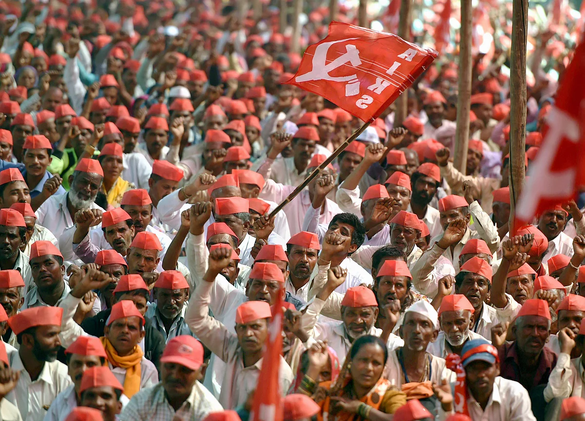 Farmers Continue To March Towards Mumbai As Talks Remain Inconclusive