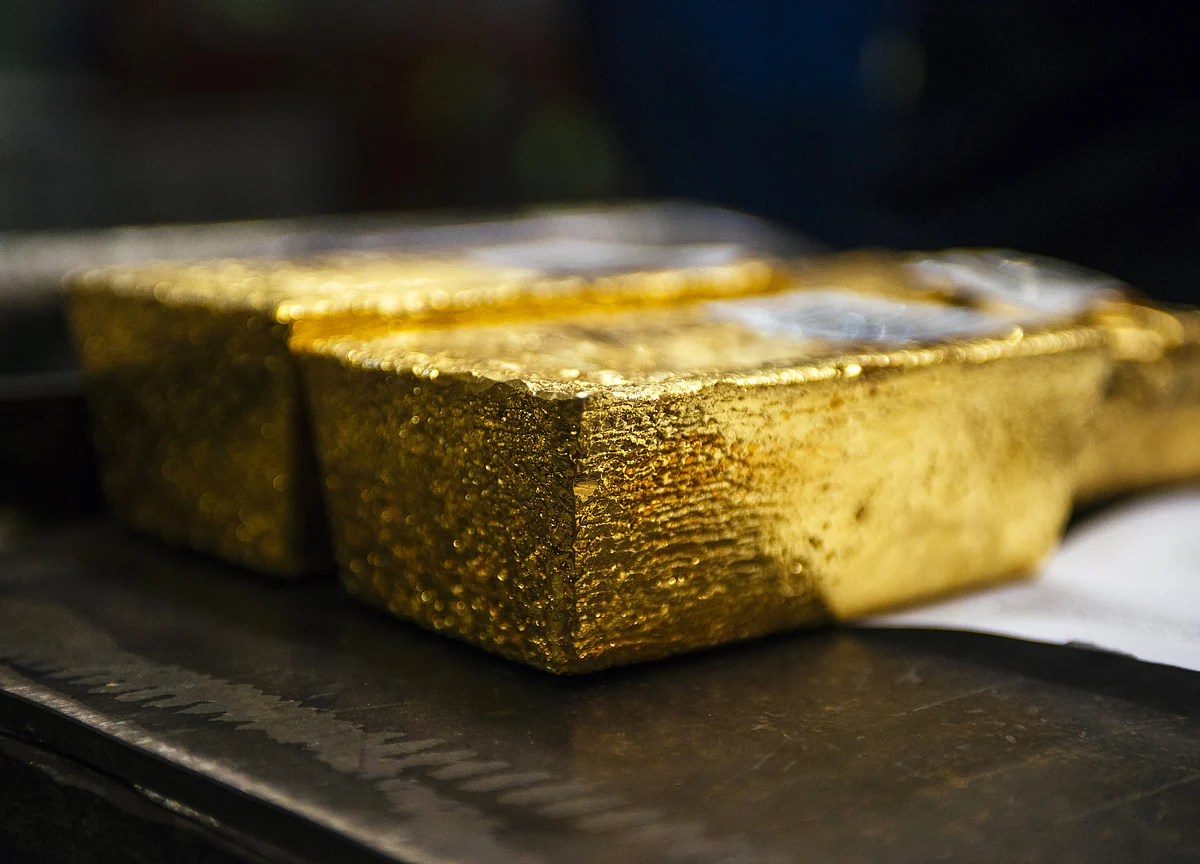 X-Ray Technology May Speed Up Miner's Search for Hidden Gold