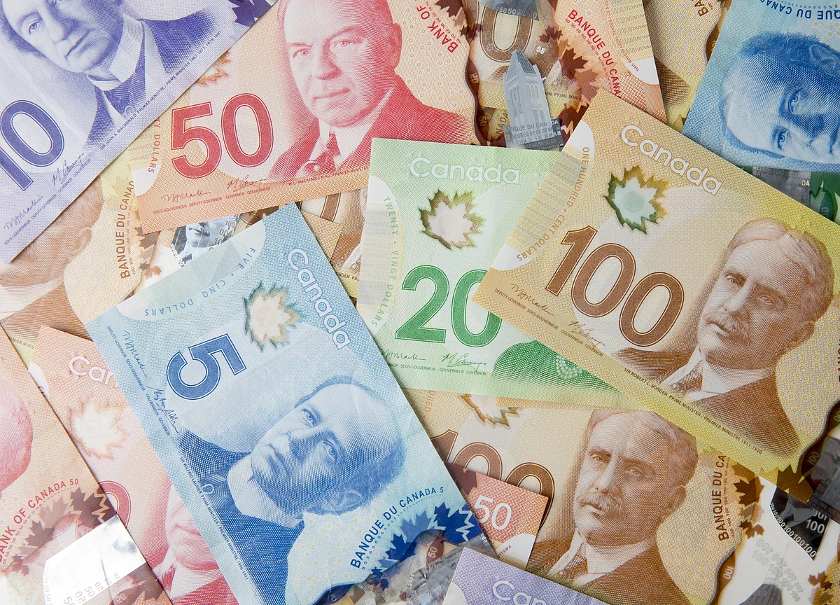 Canada’s International Trade Slows in Sign of Weakening Recovery