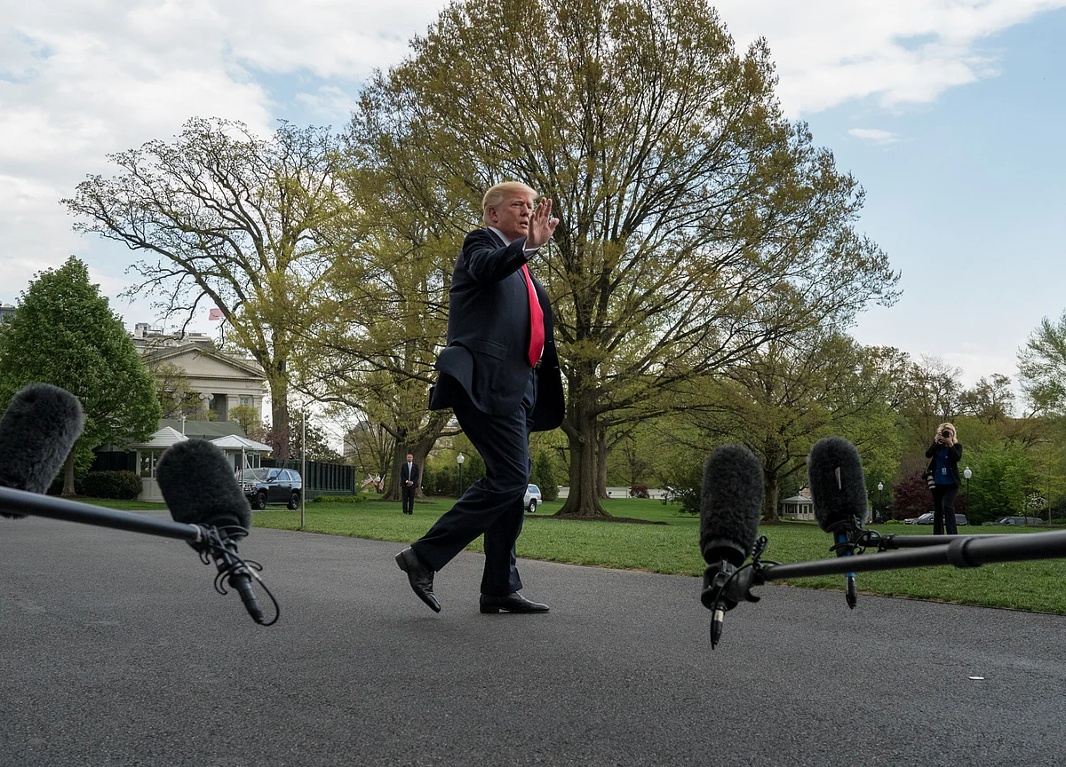 Trump Warns of ‘Bad People’ Entering From Bahamas After Dorian