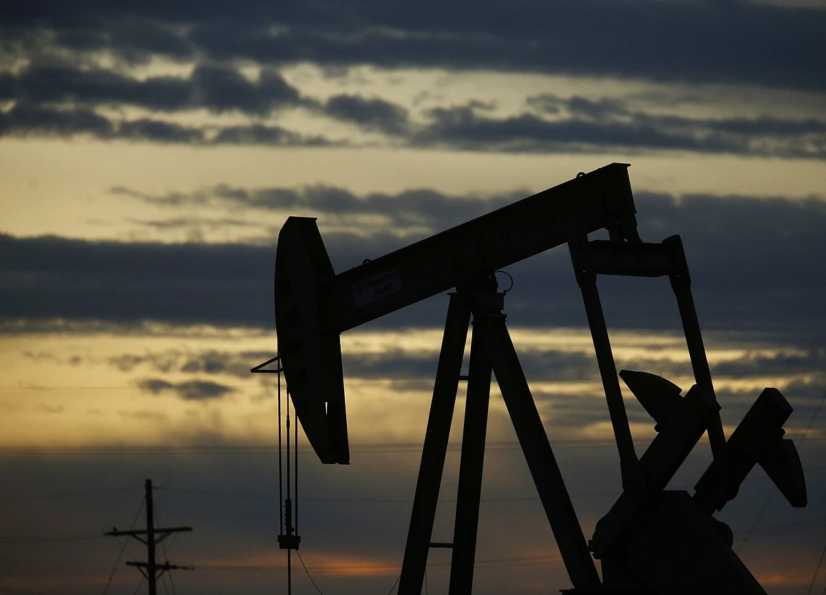 Hyundai to Trafigura Shaking Up Oil Industry as Lines Blur
