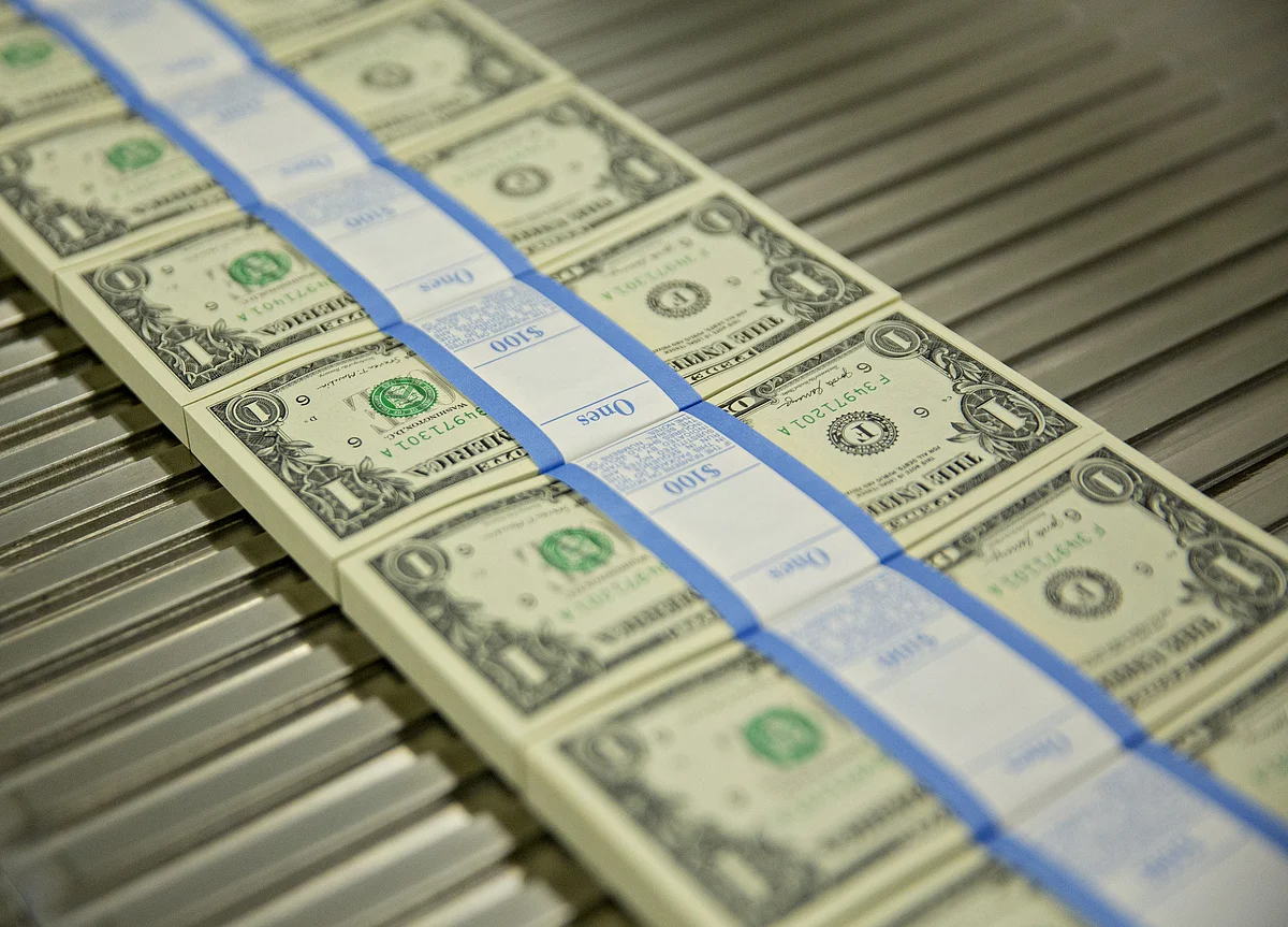 RBI Remains Net Seller Of U.S. Dollar In August; Sells $4.072 Billion