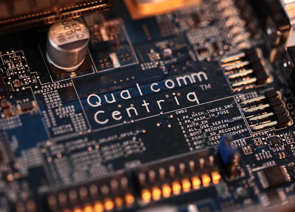 Qualcomm Scraps NXP Deal Amid U.S.-China Trade Tensions
