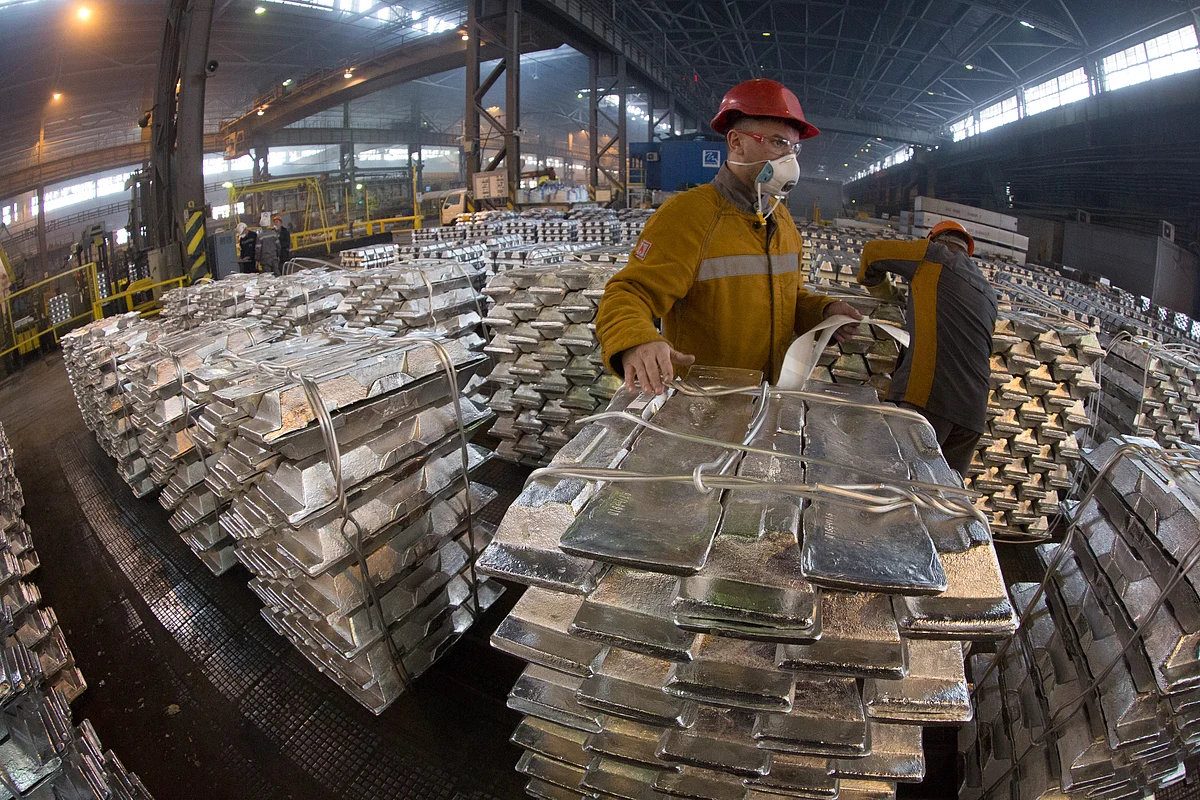 The Long History of Sanctions Aimed at Putin’s Russia: QuickTake