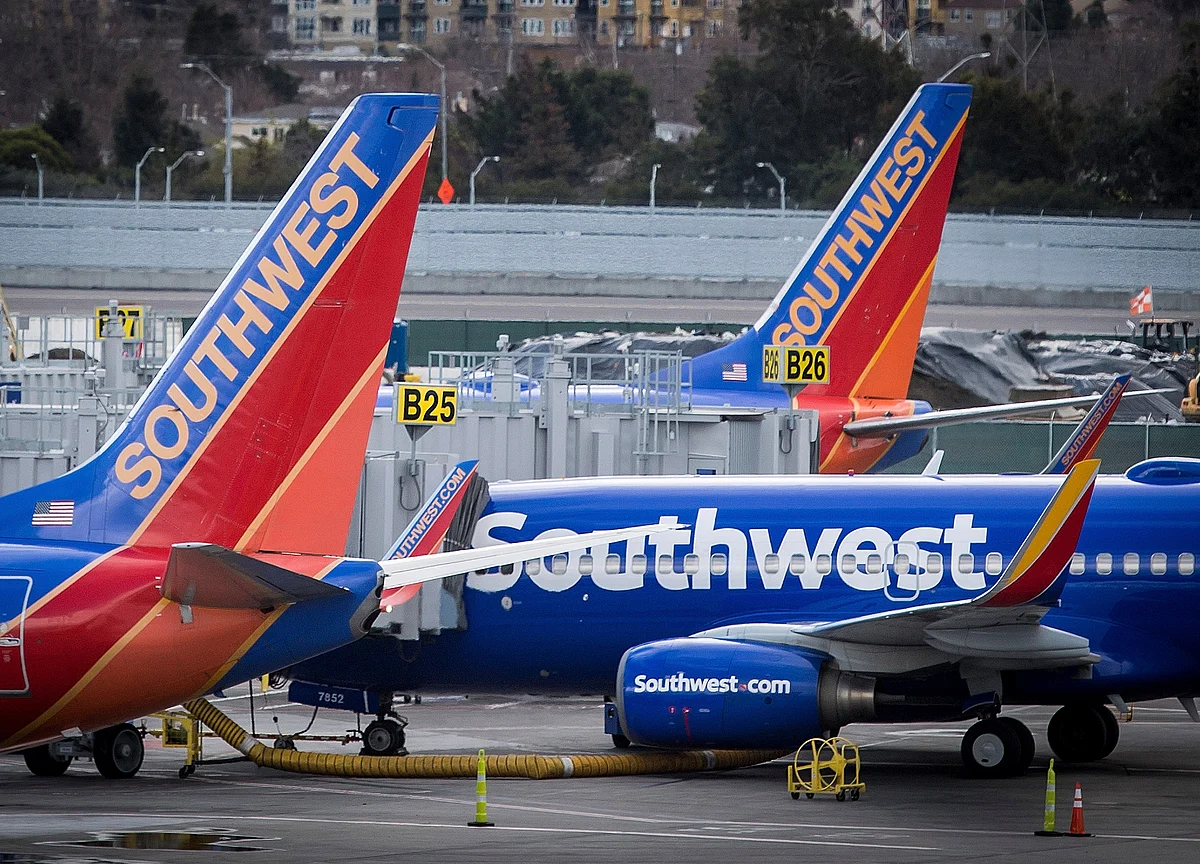 Southwest Air Hit With $3.9 Million Fine for Weight Breaches