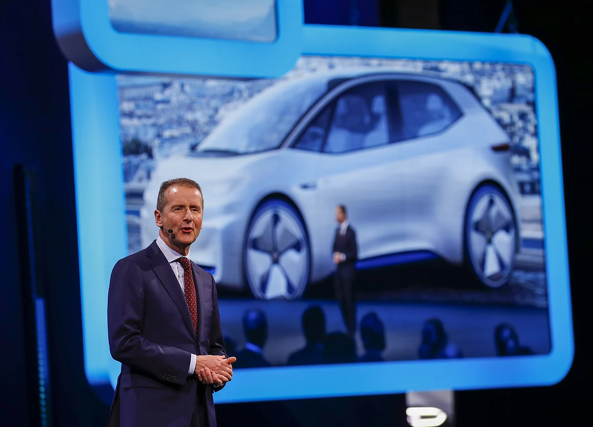 VW CEO Talks a Little Trash With Tesla’s Musk in Twitter Debut