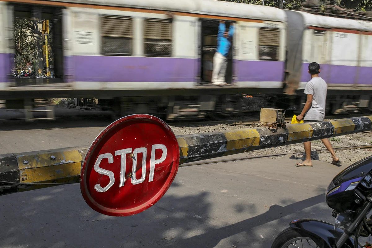 Banner Year of Share Buybacks in India Runs Into Tax Roadblock