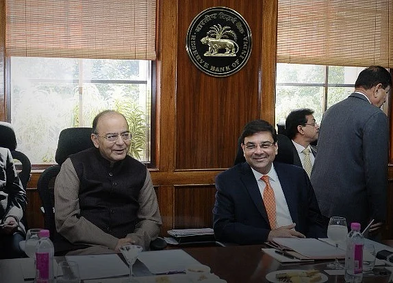 Government, RBI Lock Horns Over New Stressed Asset Rules