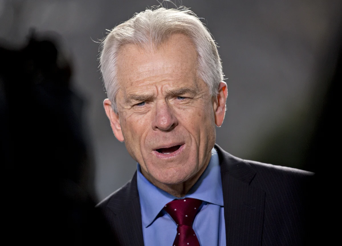 Navarro Rebukes Mnuchin Over Trade Truce Before China Talks