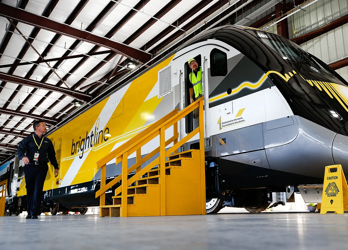 One-of-a-Kind Private Train Takes On Florida’s Traffic Nightmare
