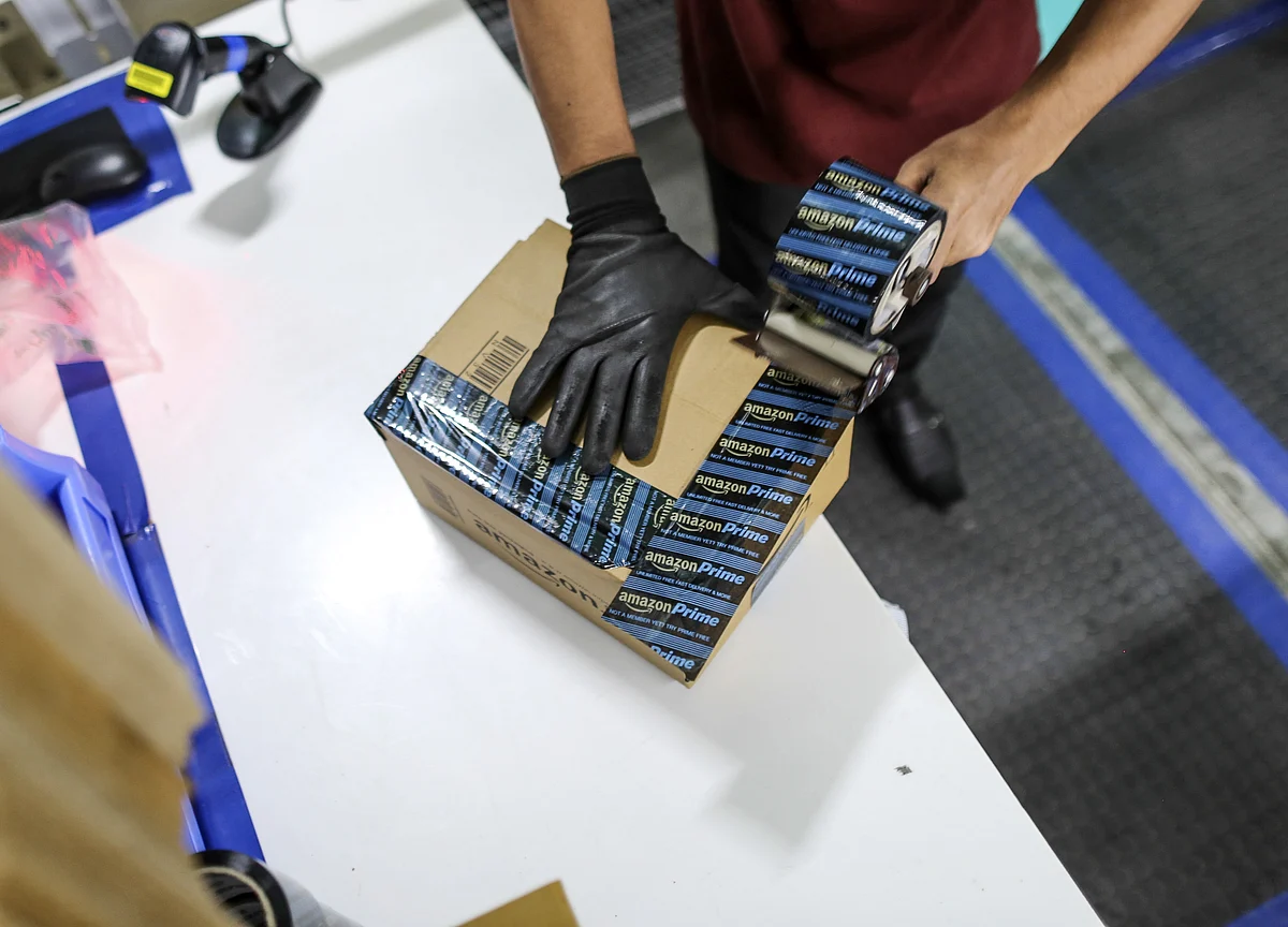 Trump Wanted to Double Amazon Postal Rates, Washington Post Says