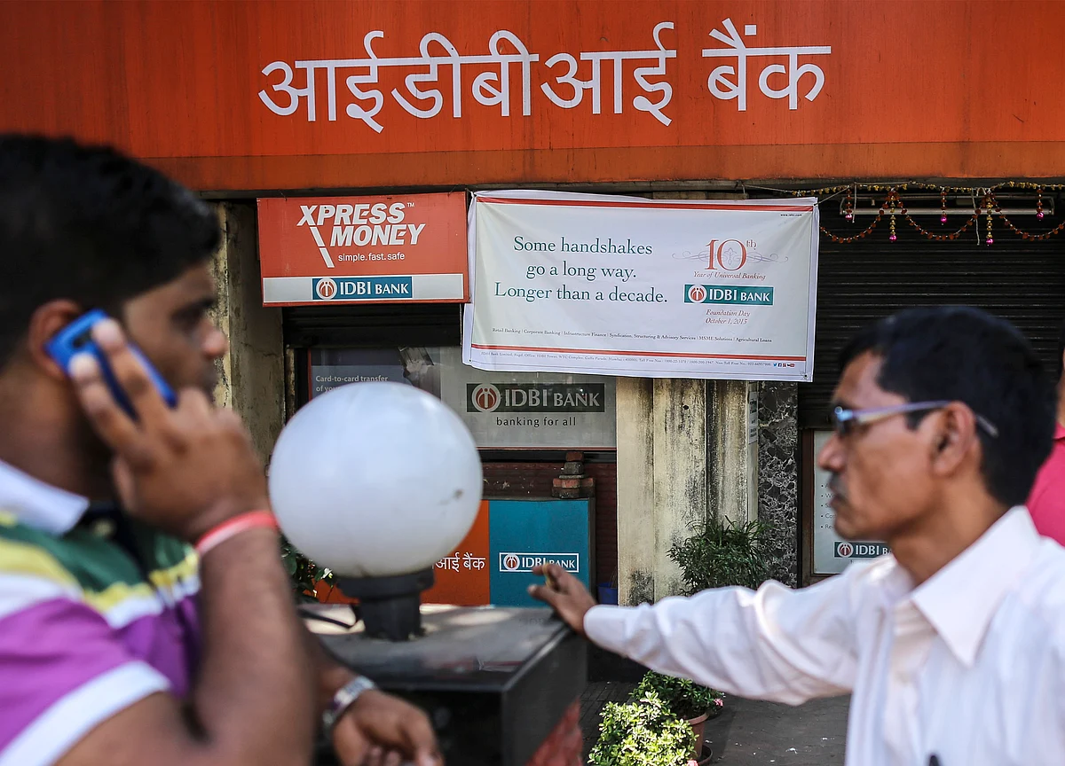 LIC Board Approves Proposal To Buy 51% Stake In IDBI Bank