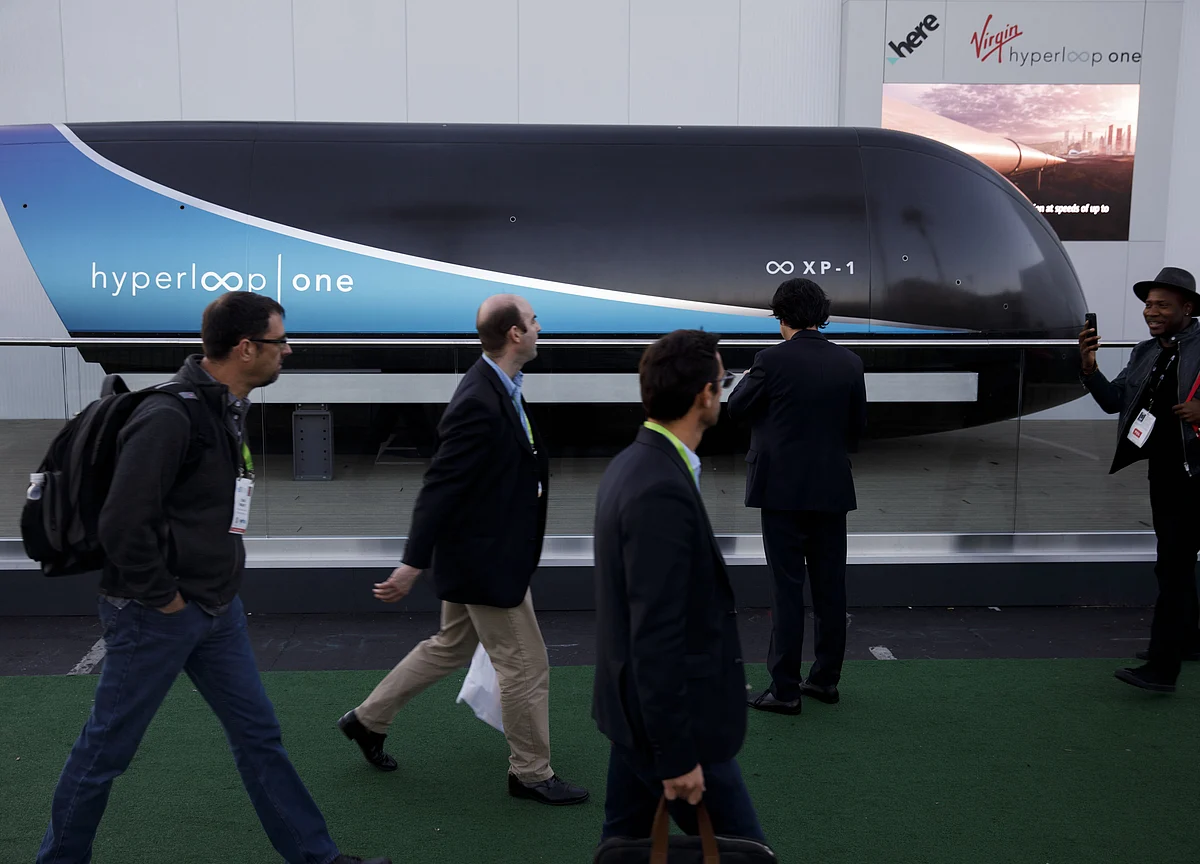 Richard Branson To Meet Uddhav Thackeray Over Mumbai-Pune Hyperloop Project