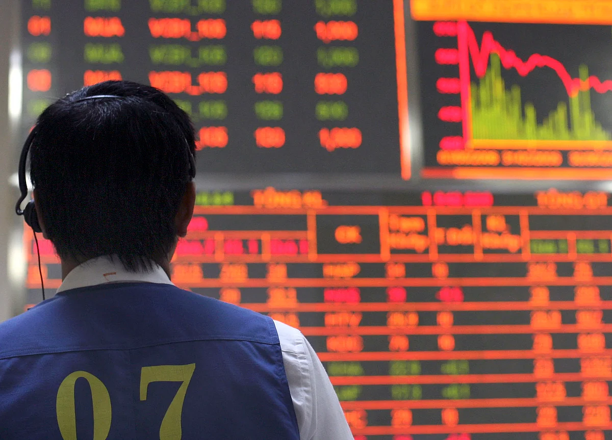 U.S. Stocks Rally on Earnings, Softer Trade Stance: Markets Wrap