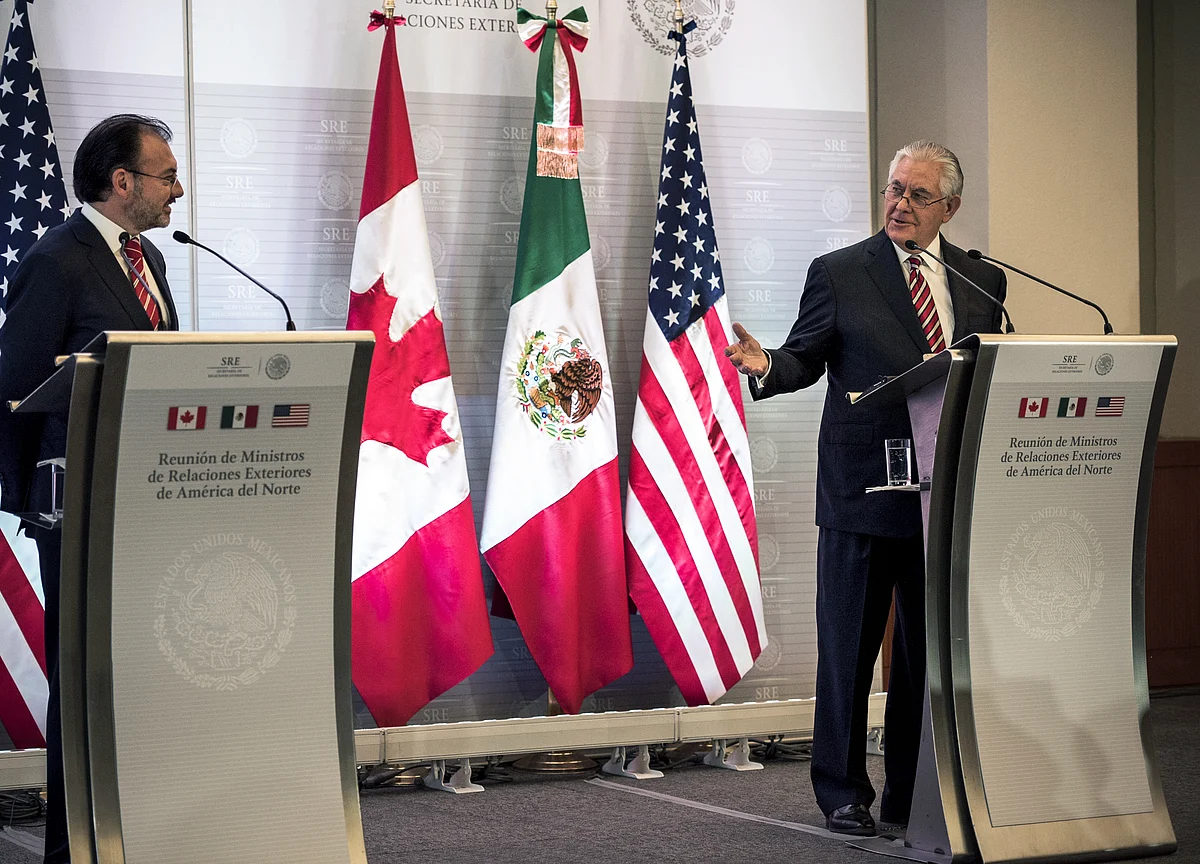 U.S. Dashes Hopes for Quick Nafta Deal Amid `Gaping' Differences