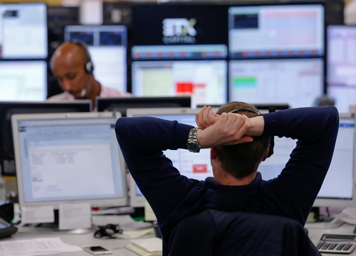 Stocks Rally Amid Lull in Trade War as Tech Leads: Markets Wrap