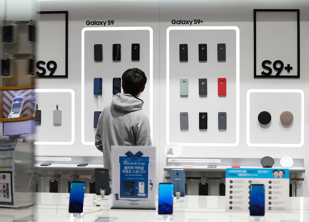 Apple Wants $1 Billion From Samsung at Smartphone Retrial