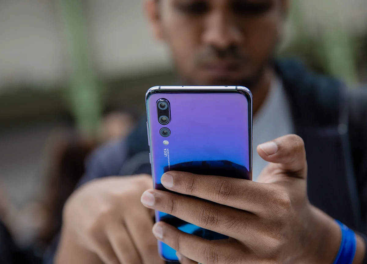 Google Suspends Some Business With Huawei, Reuters Reports