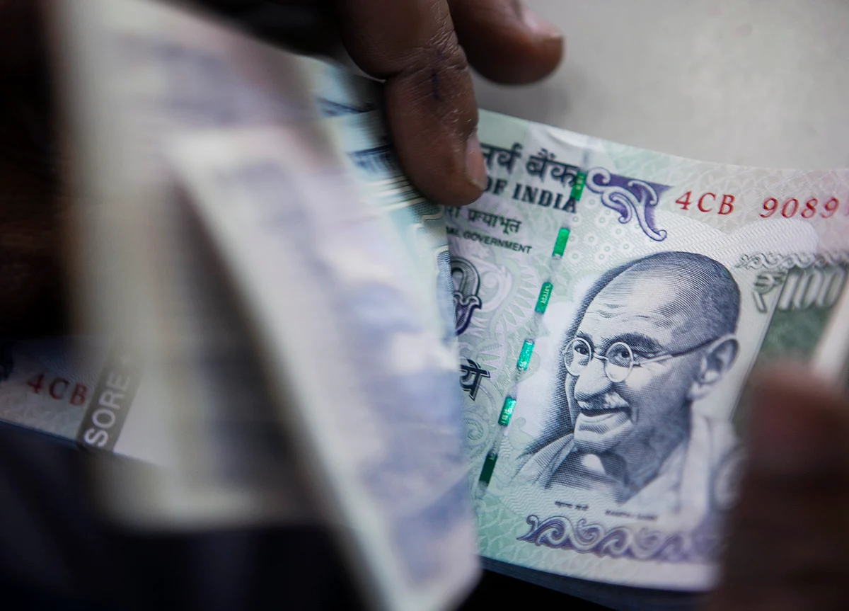 Shadow Banking Crisis Is Starting to Hit India's Consumers
