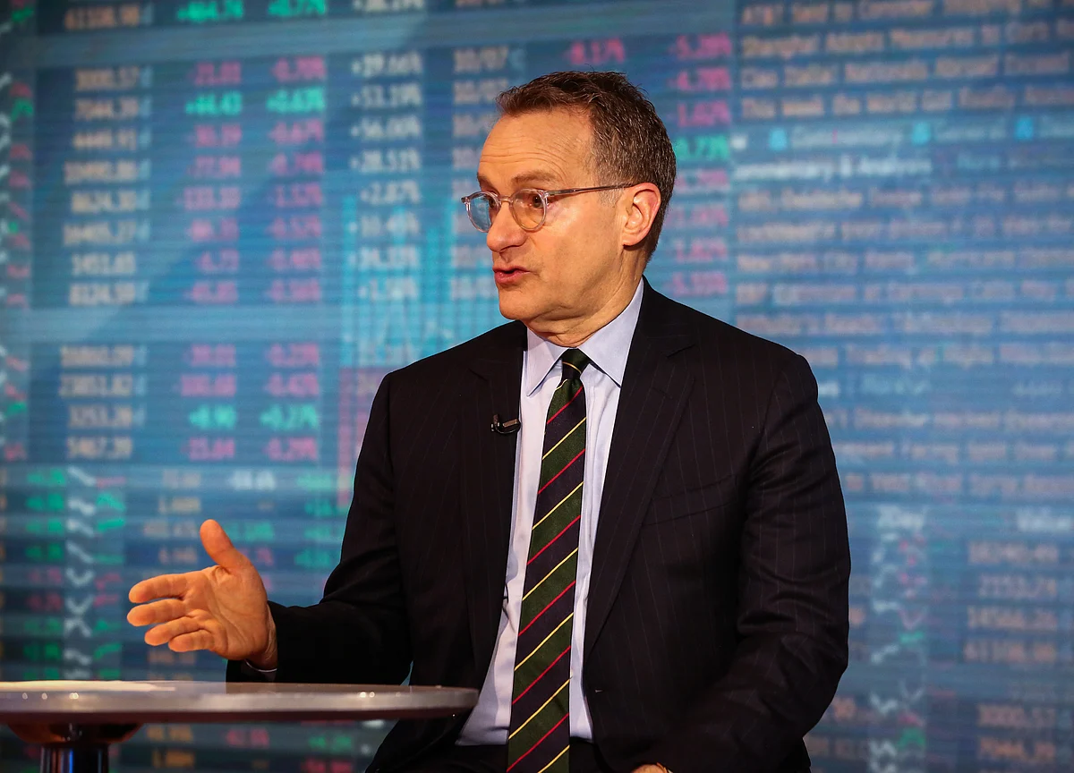 What The U.S. Fed’s Rate Cut Decisions Could Imply, According To Howard Marks