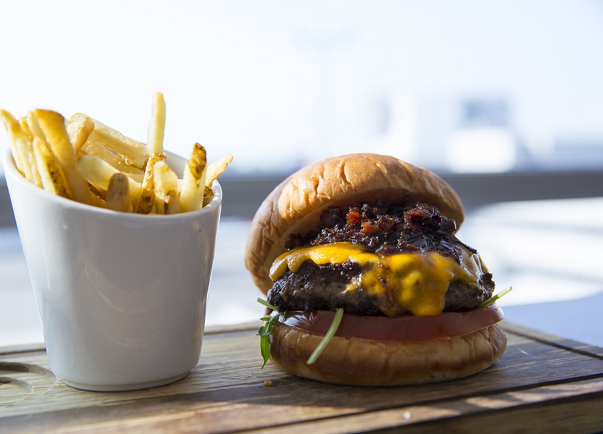 The World’s First Robot-Made Burger Is About to Hit the Bay Area