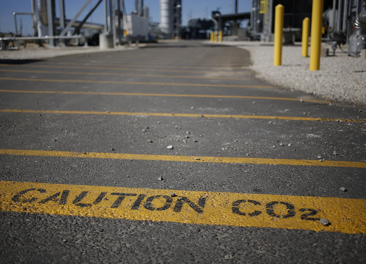 One Day, Cars May Run on Fuel From CO2 Sucked Out of the Air