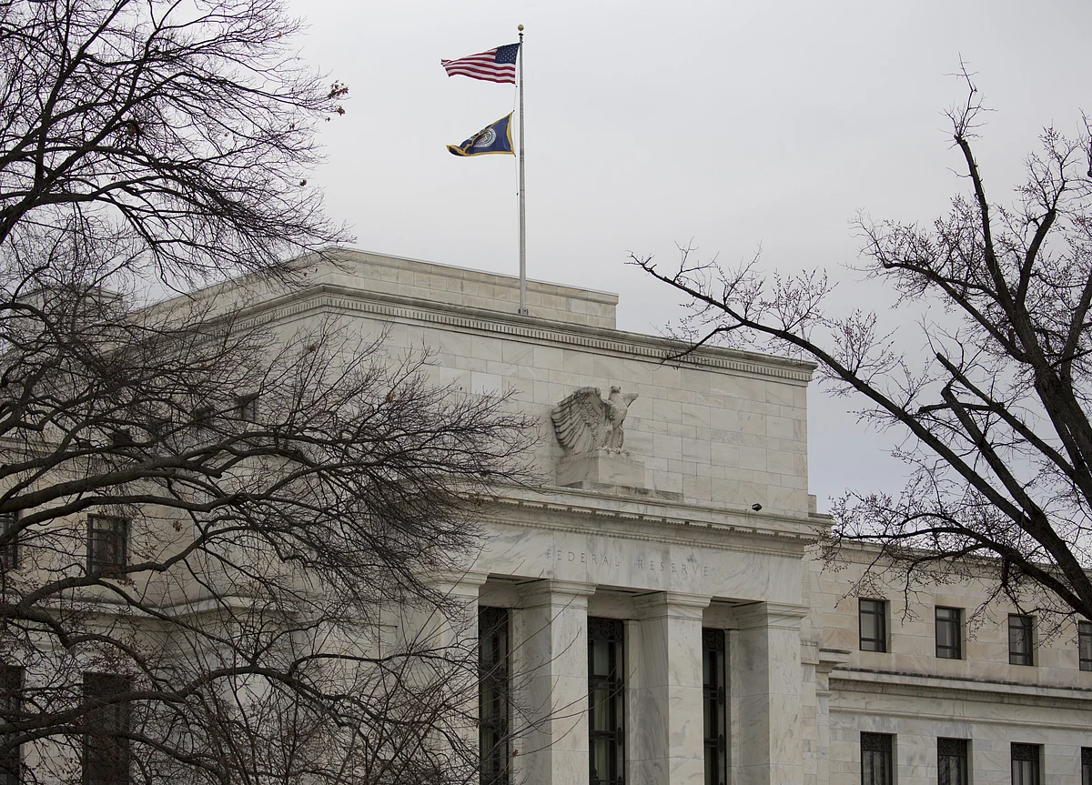 Atlanta Fed Chief Pledges to Oppose Hike Inverting Yield Curve