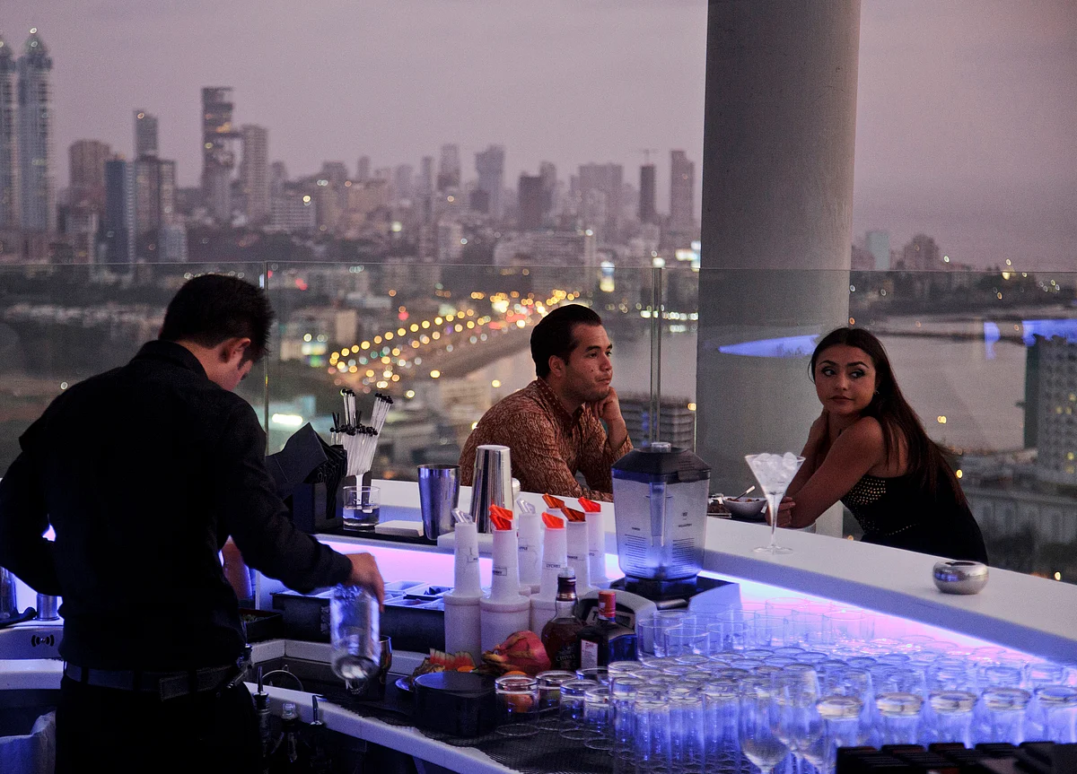 Maharashtra Announces Guidelines, Timings For Bars And Restaurants