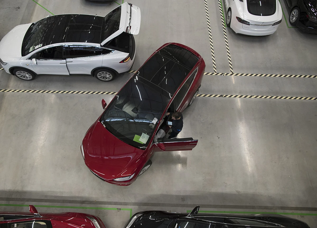 Tesla Profit Blowout Reverses Much of Musk's Damage to Stock