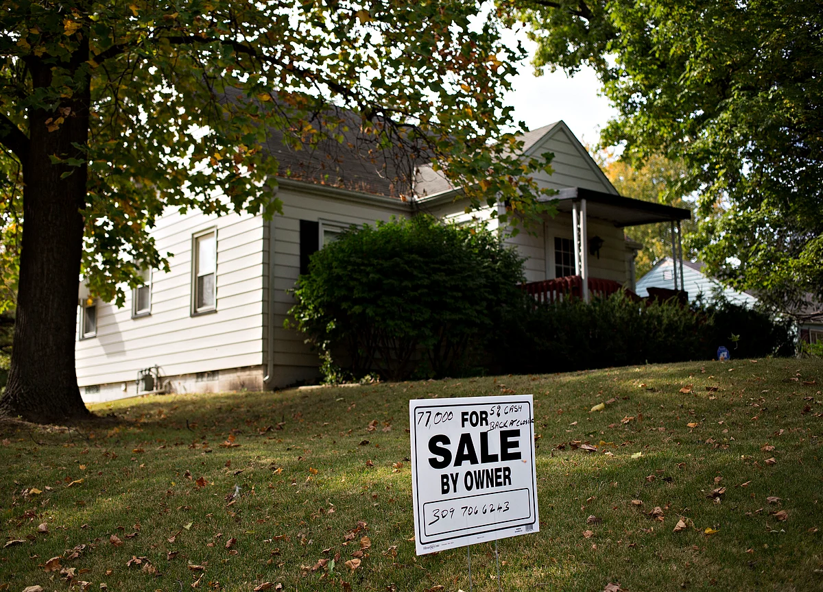 It’s 2007 Again for Commercial Mortgage Bonds, Moody’s Says