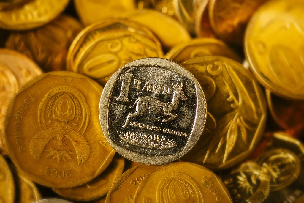 Wall Street Eyes EM Bargains From Chinese Stocks to the Rand