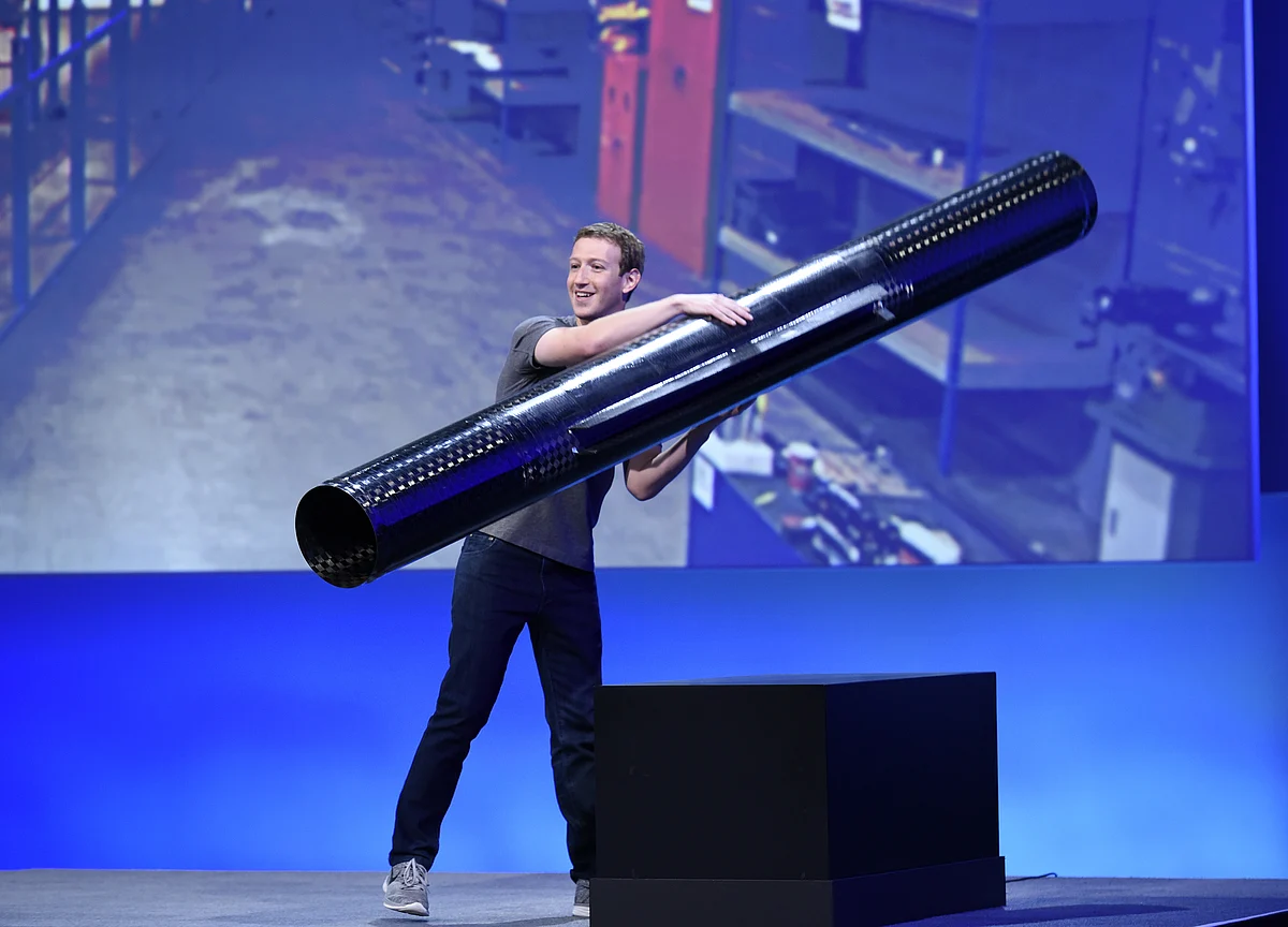 Facebook Is No Longer Building an Internet-Beaming Aircraft