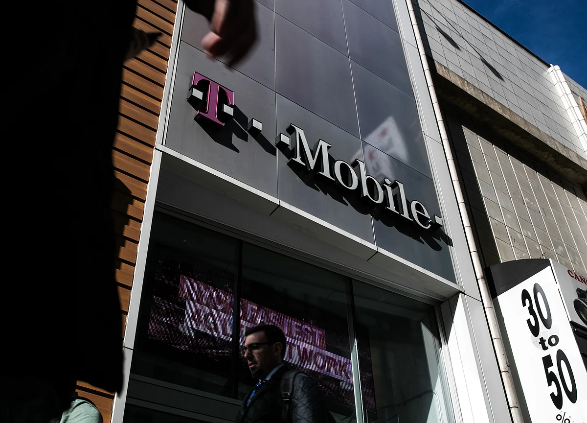 Sprint Deal Needs Scrutiny Over China Ties, Lawmakers Say