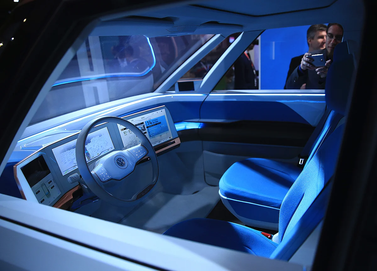 Japan Display Bets on Dashboard Flash for Drivers