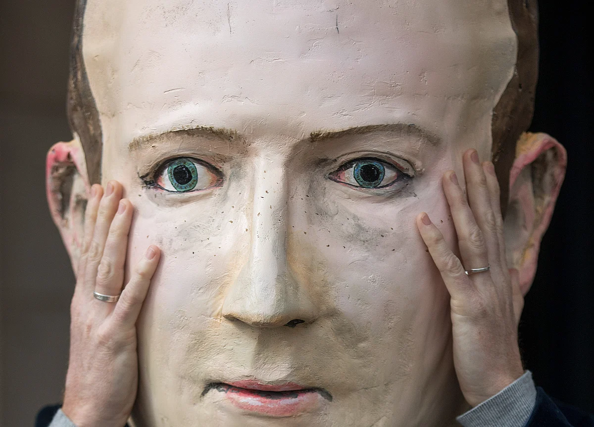 Seven Months of Wall Street Love Goes Poof for Facebook at Open