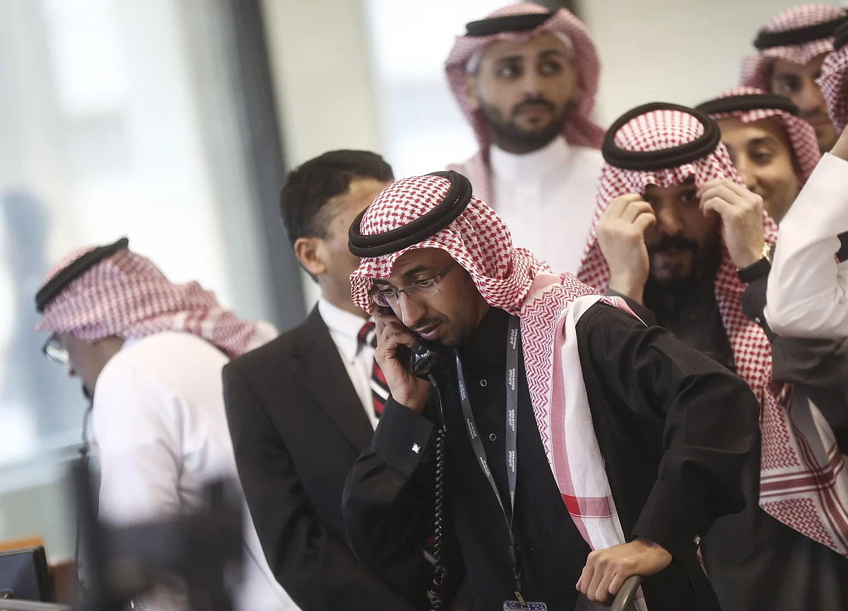 Expatriate Workers Are Leaving Saudi Arabia in Droves