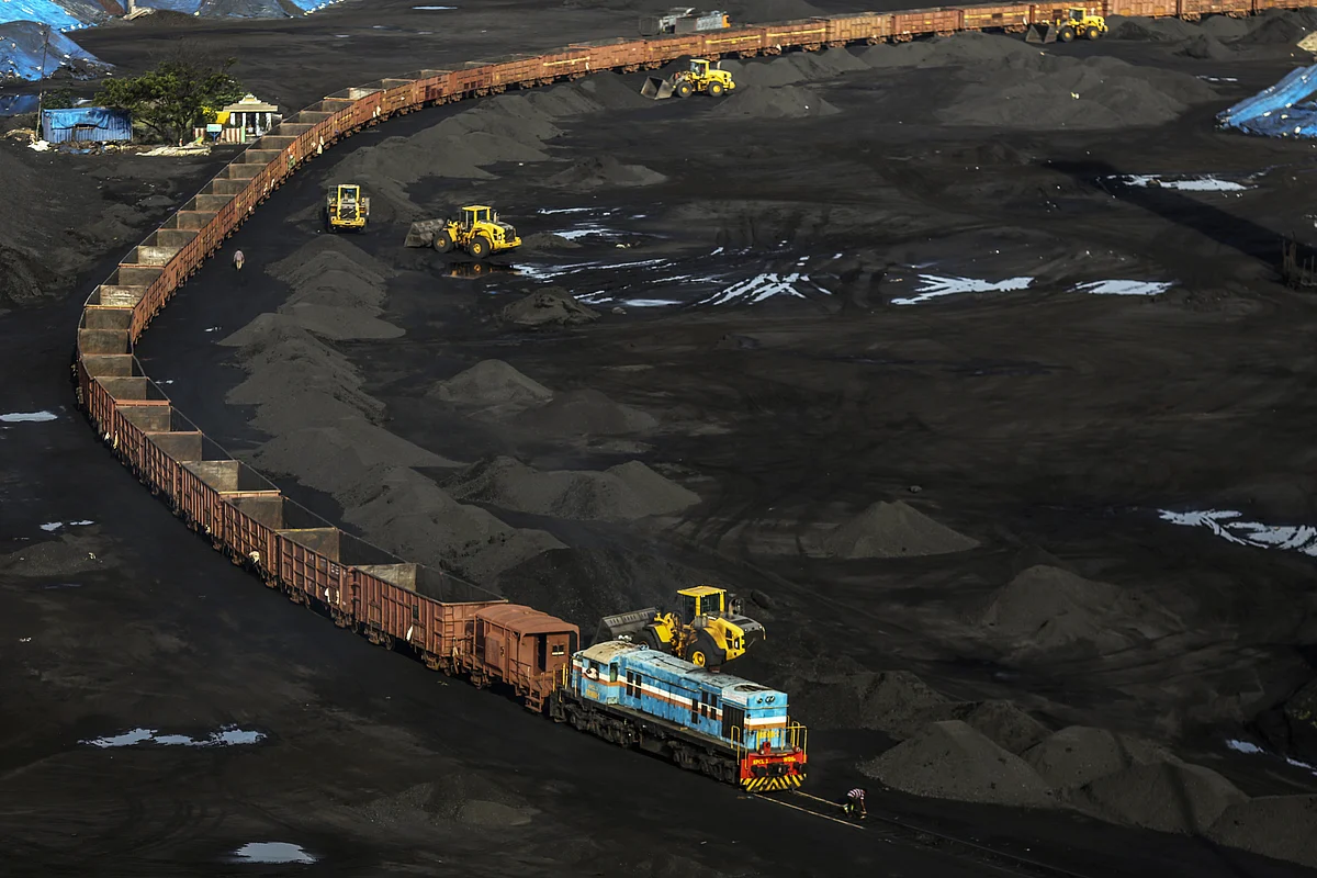 At 14 Million Tons a Day, India and China Still Addicted to Coal