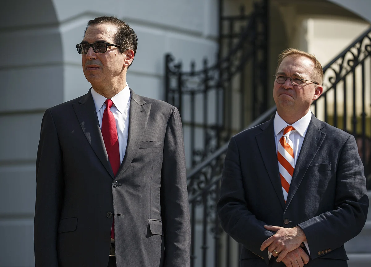 Mnuchin Outlook for Sustained 3% Growth at Odds With Forecasters