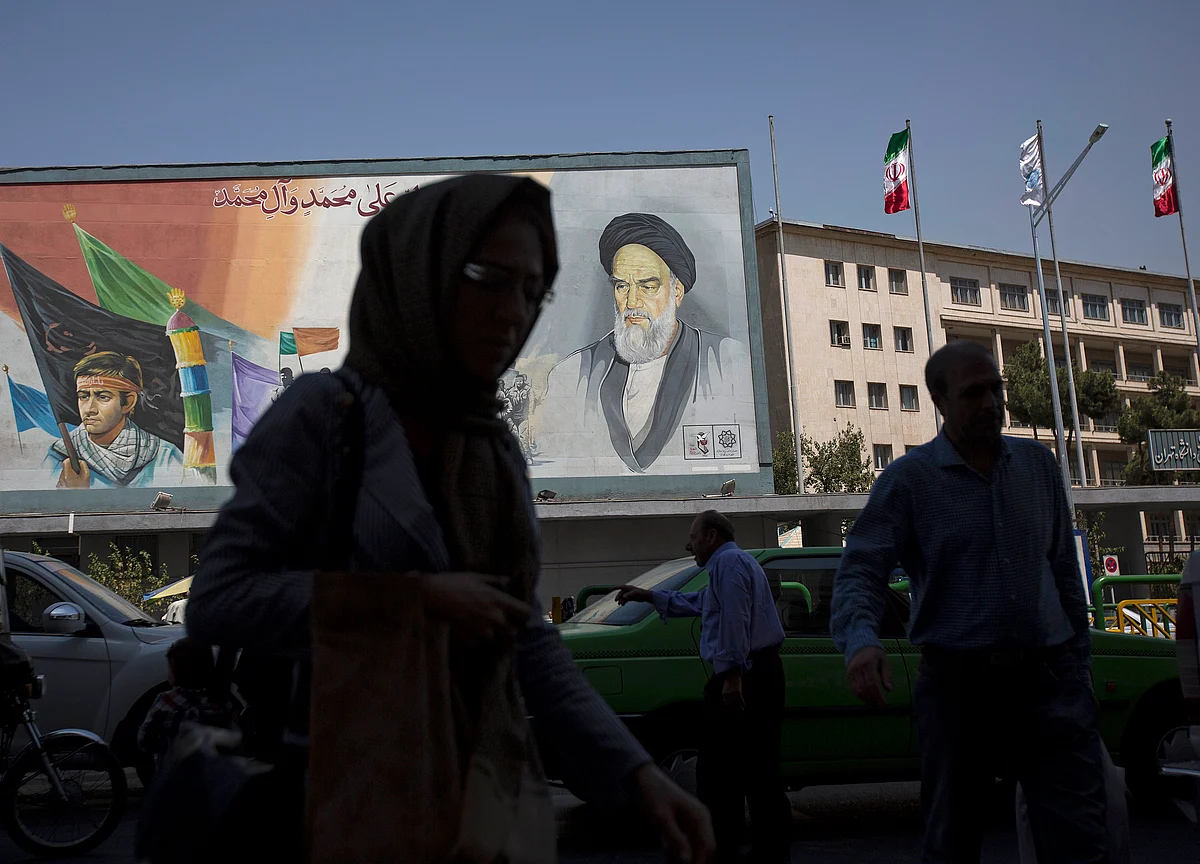 U.S. Sidelined as Five Powers Set to Give Iran New Assurance