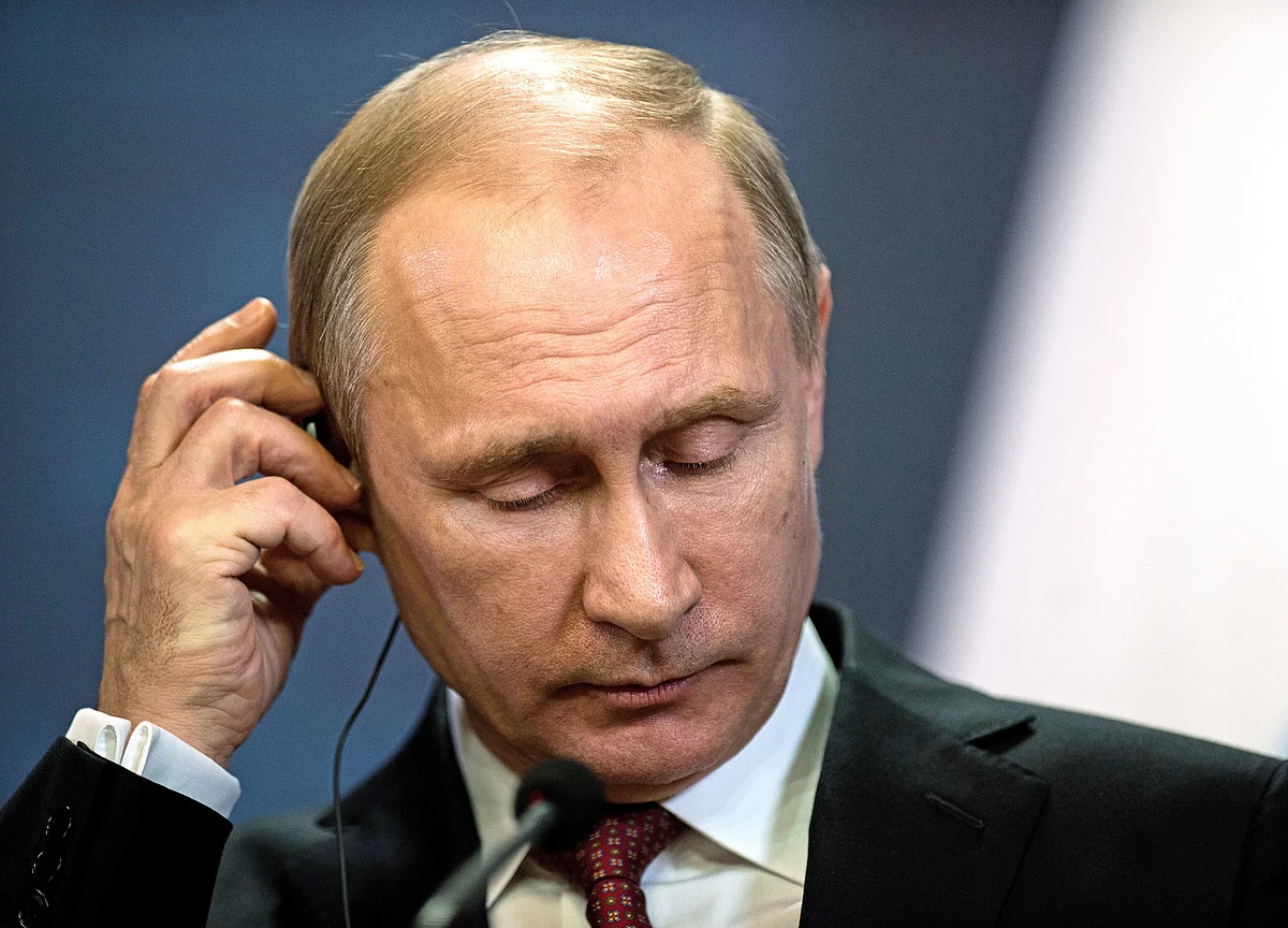 Putin’s Silence Unnerves Russia After ‘Panic’ Over Pension Plan