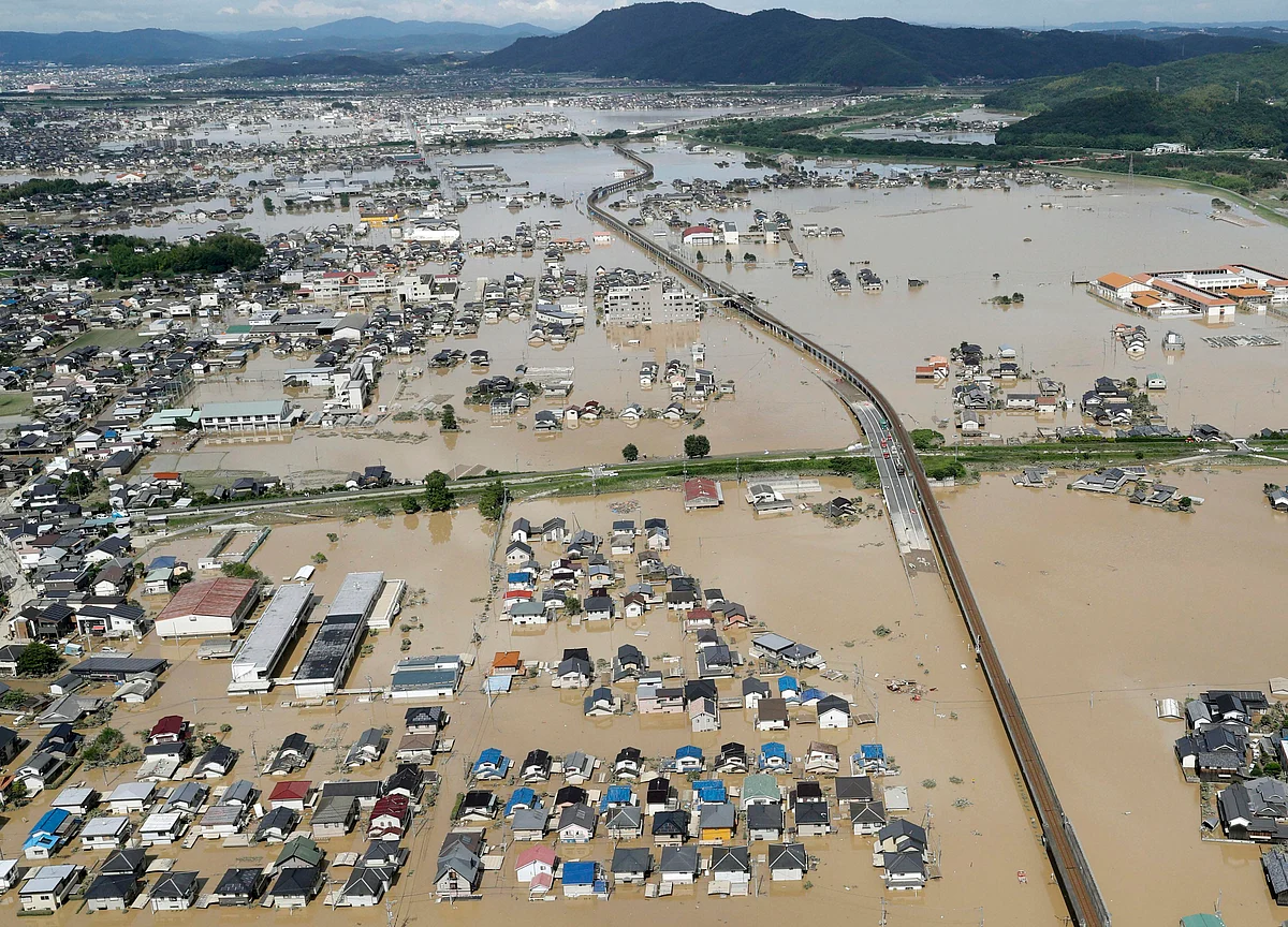Death Toll Tops 100 as Japan Counts Damage From Record Rain