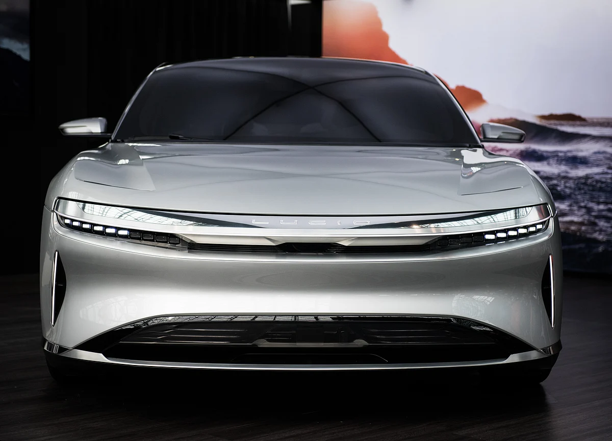 A Tesla Rival’s ‘Funding Secured’ Moment Is an Omen
