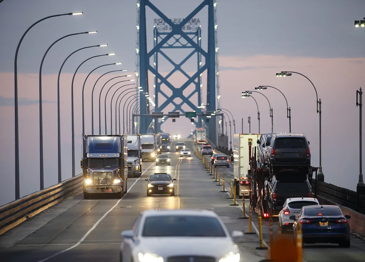 Canada Records Second Straight Trade Surplus on Lower Imports