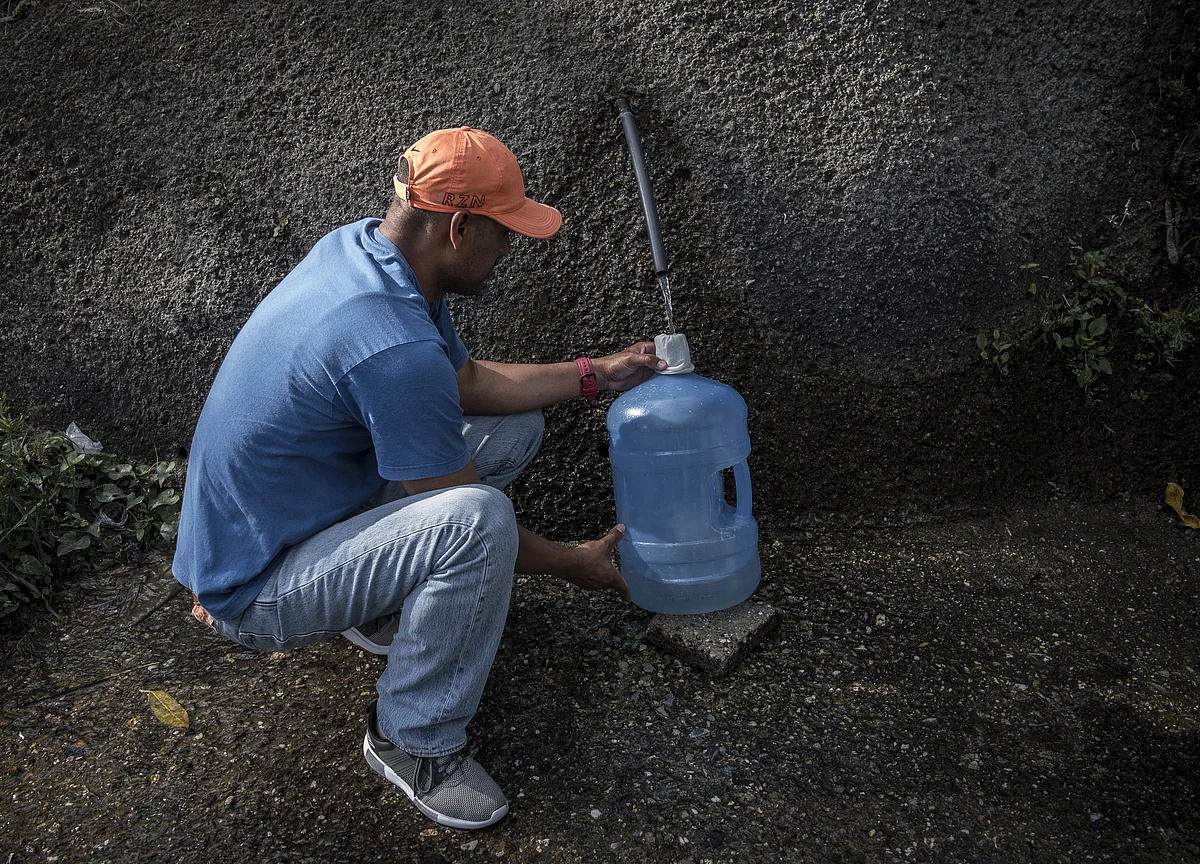 Life Without Water: Sweaty, Smelly, and Furious in Caracas