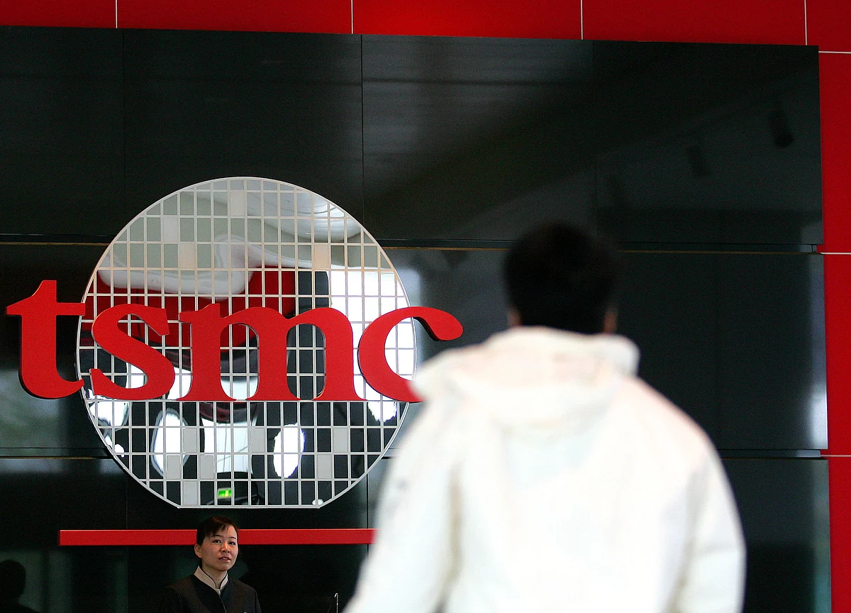 Computer Virus Cripples IPhone Chipmaker TSMC Plants
